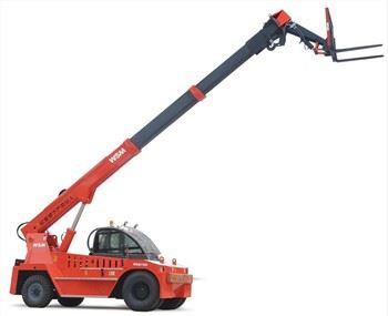 Building Heavy Lift Telehandler